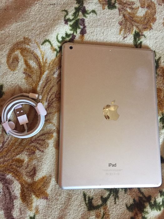 Айпад оригінал 9.7 дюйми
