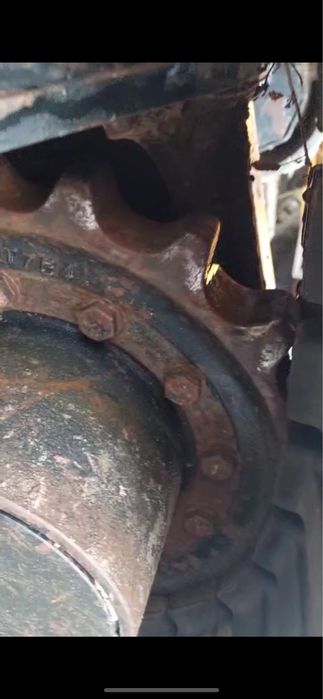 Продається JCB Z-48 Резинова гусениця.