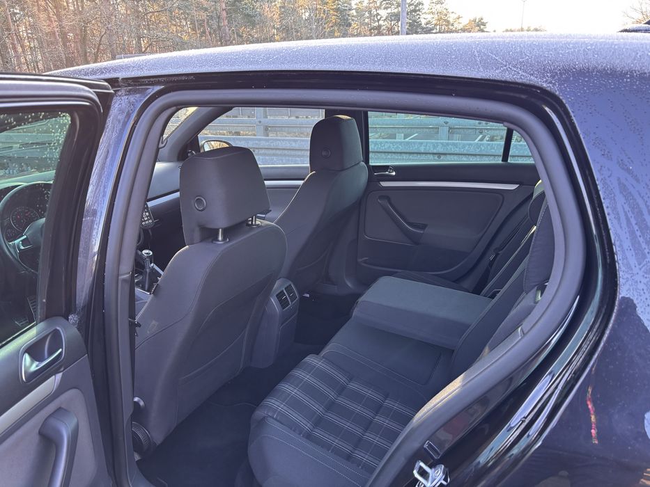 Golf V 2007 air ride