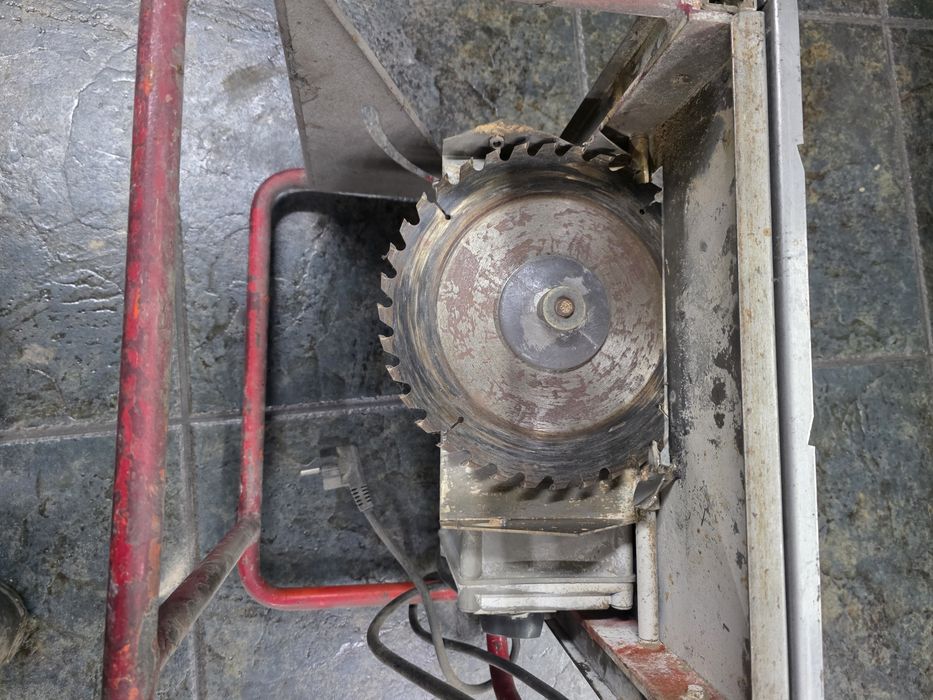 Máquina de corte rubi