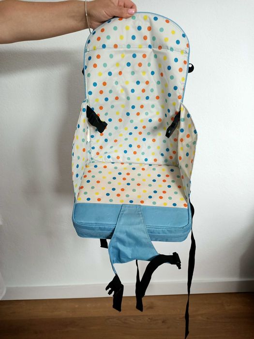 Cadeira alta bebé portátil (como novo) c/ oferta de carrinho de bébé