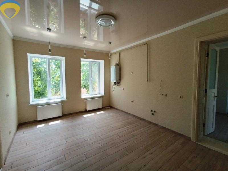 Два дома  с большим участком в с.Троицкое.