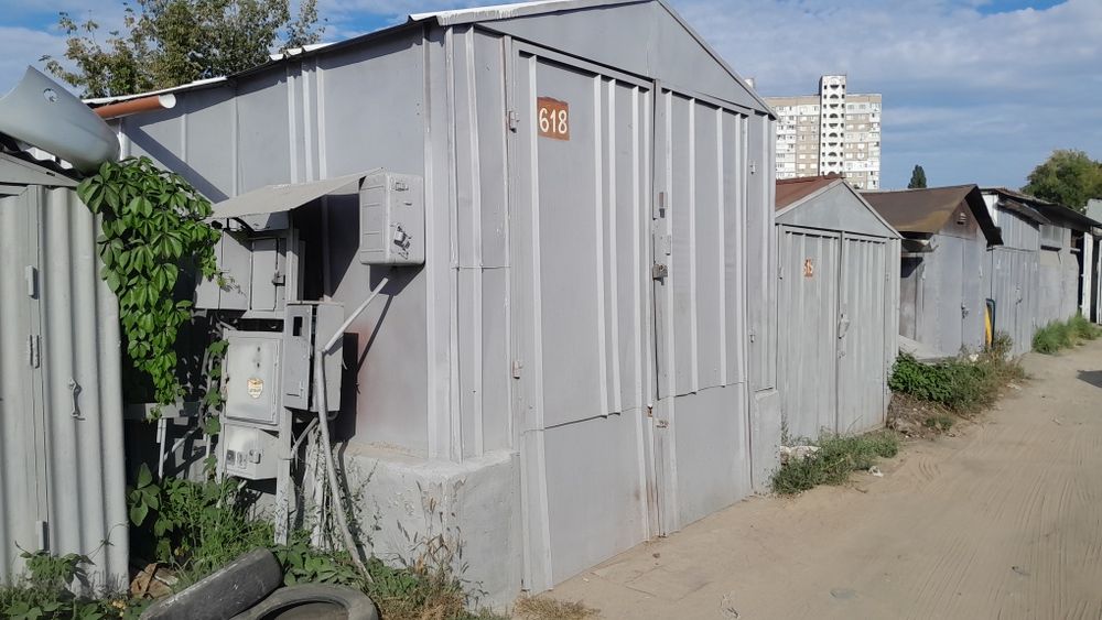 Продам гараж.обмен. готовий бізнес.аренда.35кв на2машини..
