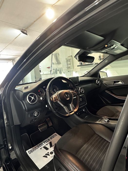 Mercedes-Benz A200d AMG