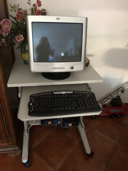 Mesa de computador/PlayStation/jogos