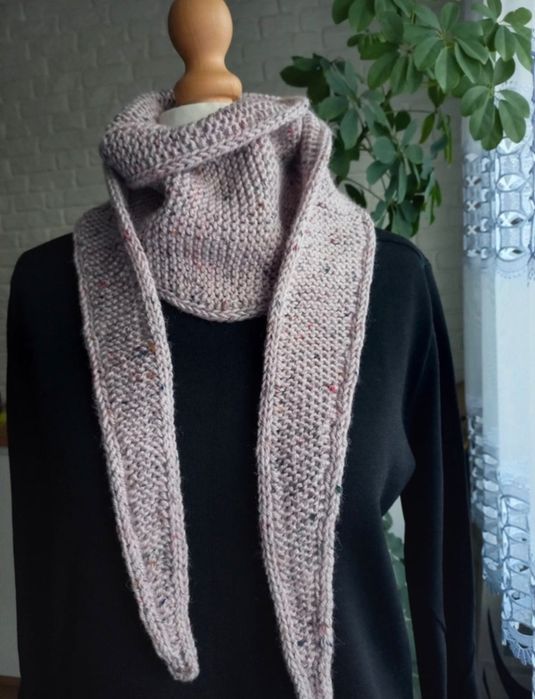 Szaliczek Sofia ręcznie robiony na drutach