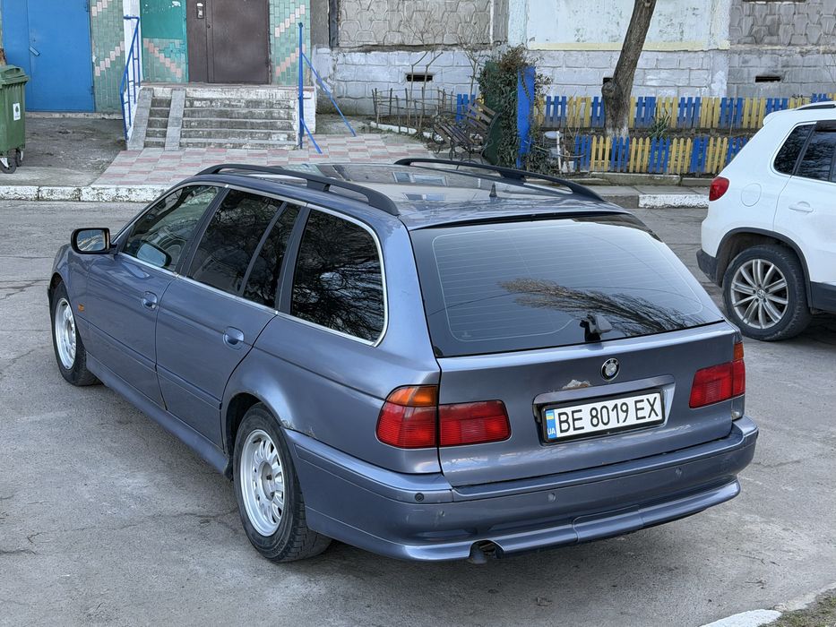 Продам BMW e39, 2.5 M57 , 2001 год