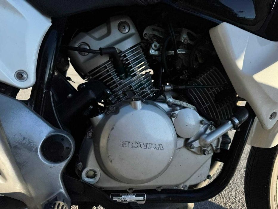 moto varadero 125