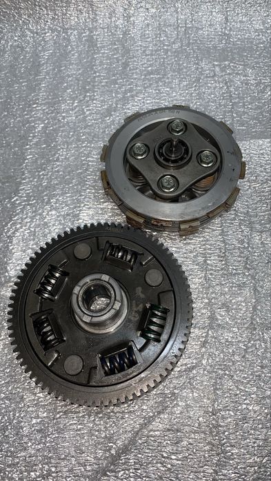 Розборка Bajaj Boxer 125/150: двигун,панель приладiв та iншi деталi