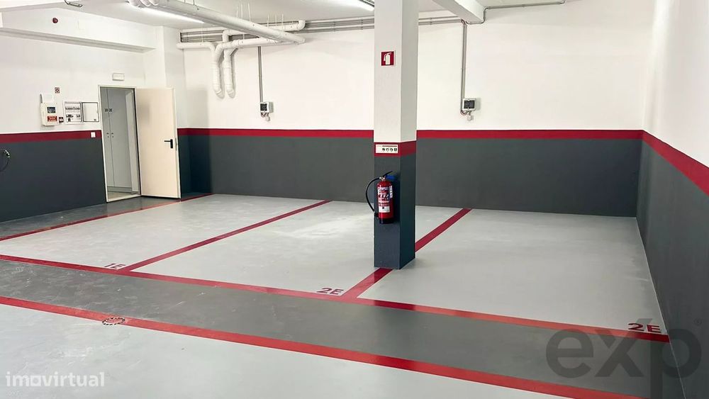Apartamento Moderno em Alcabideche: Conforto e Tecnologia