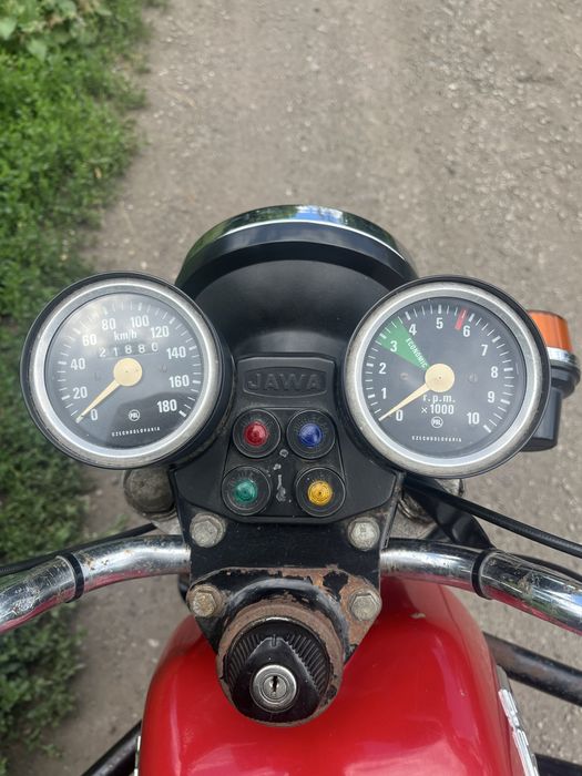 Продам JAWA 638
