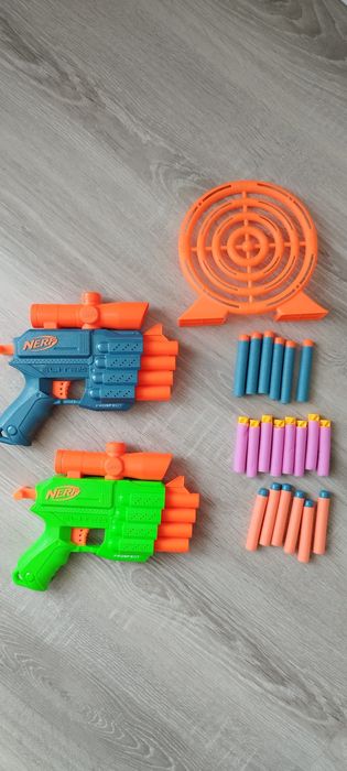Pistolet Nerf, 2 pistolety, celownik, strzałki. Nowe