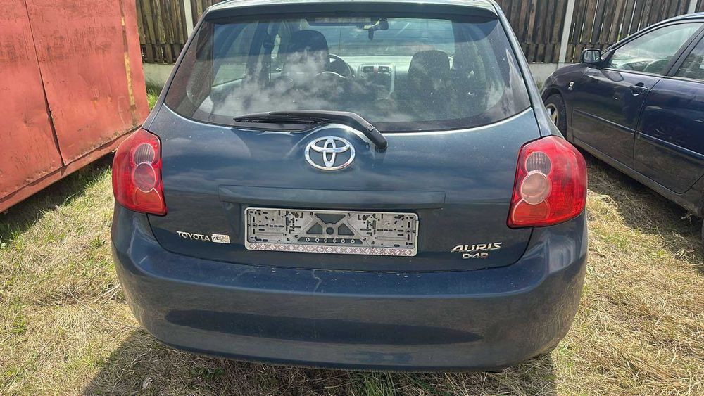 Розборка запчастини Toyota Auris E150 Тойота Аурис дизель