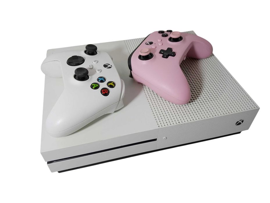 konsola xbox one S MODEL 1681 + 2 pady