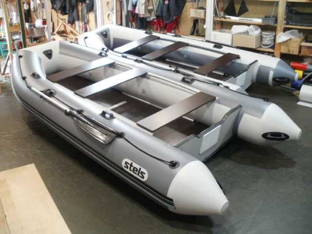 Лодка надувная моторная/гребная "Stels"