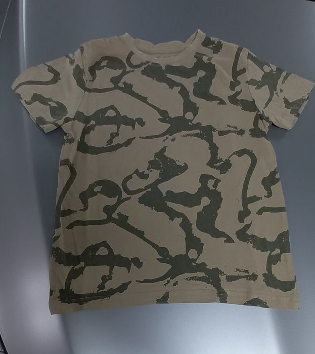 Conjunto de 4 T-shirts criança 7/8 anos