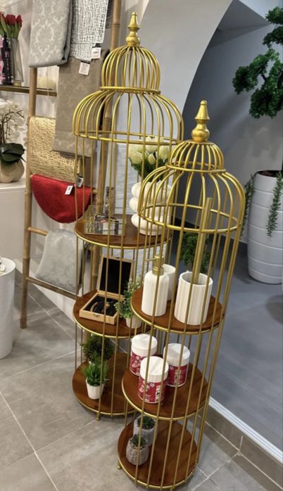 Conjunto peças decorativas dourado