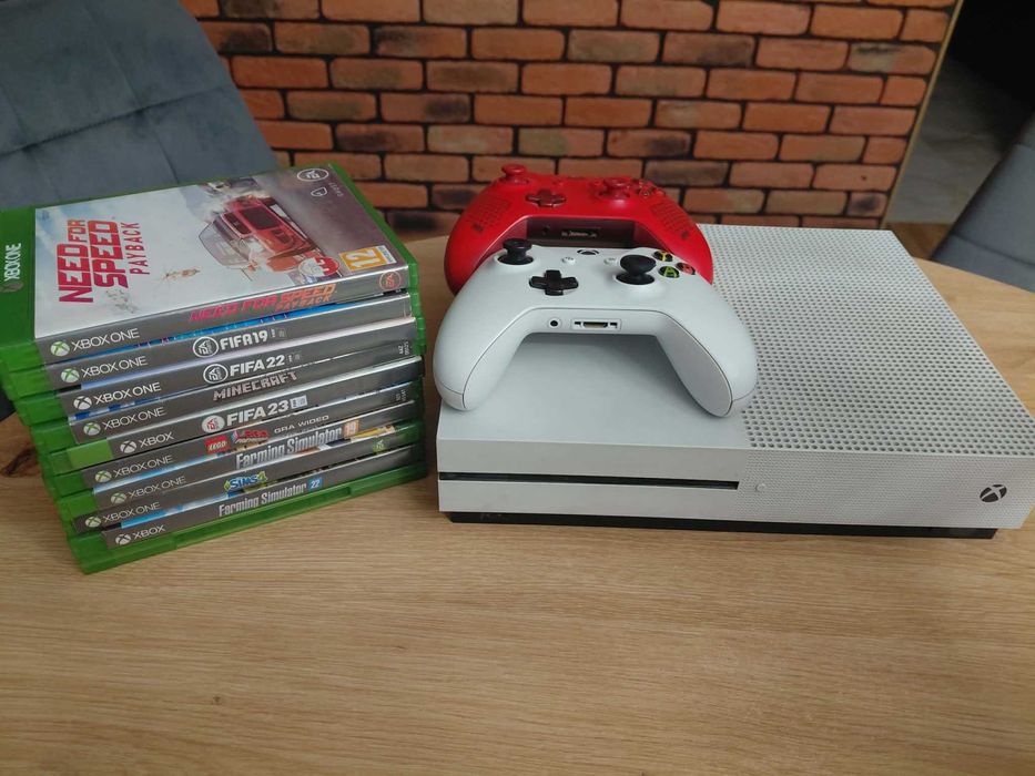 Xbox One S 500GB zestaw 2 pady + gry
