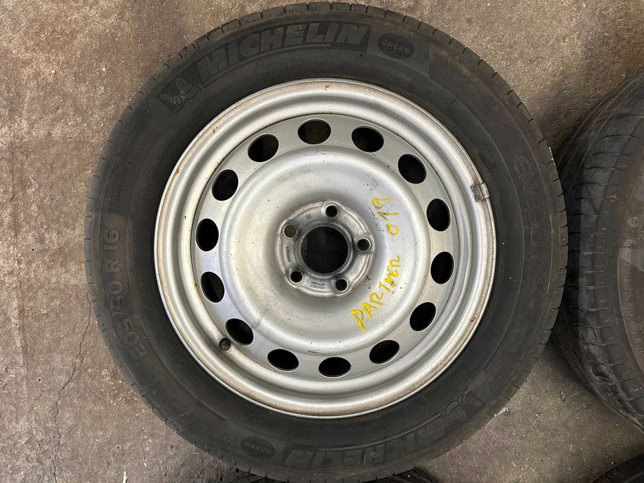 Jantes + Pneus 205/60/R16