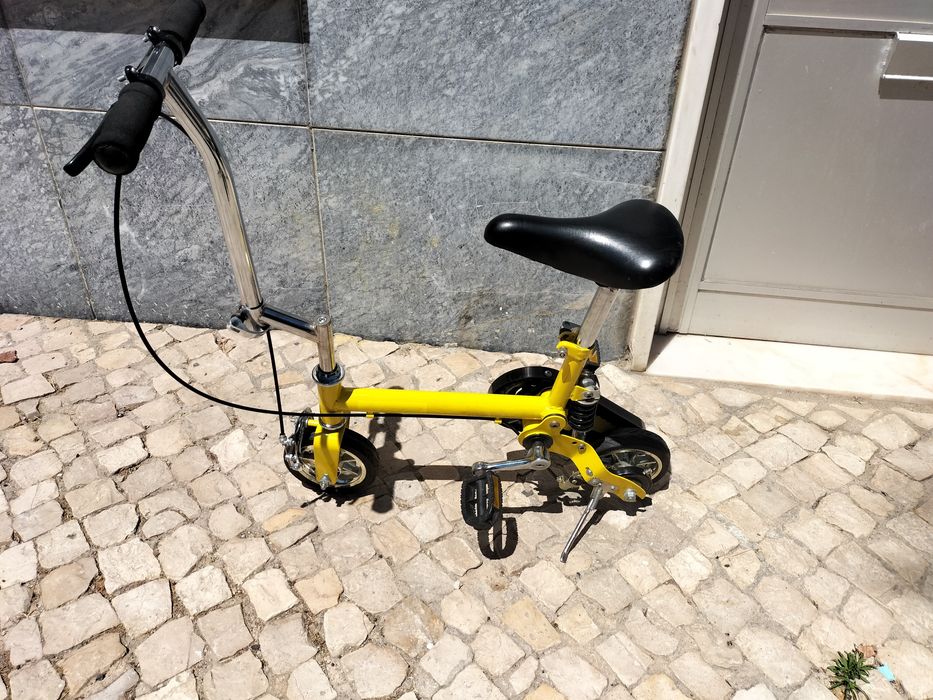 Mini bicicleta como nova