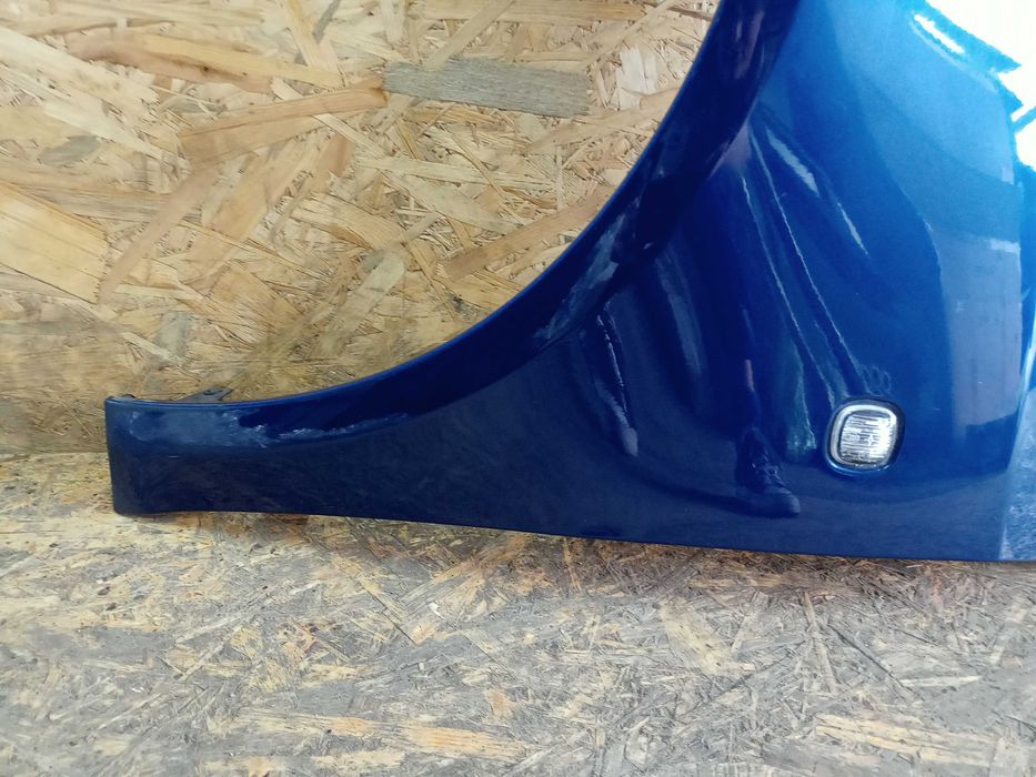 Skoda Fabia 2 FL lift błotnik przód przedni lewy kolor D8D8 oryginał