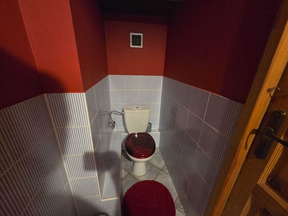 Sedes ze spłuczką kompakt