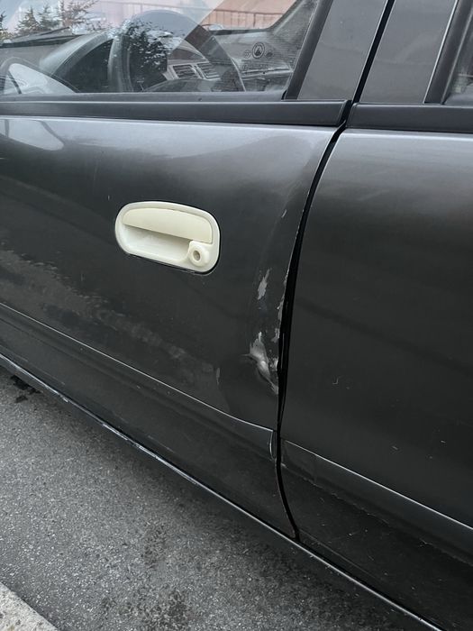 GEELY MR 2008 рік 1.5 бензин