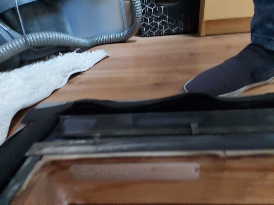 Wyłaz dachowy uzywany