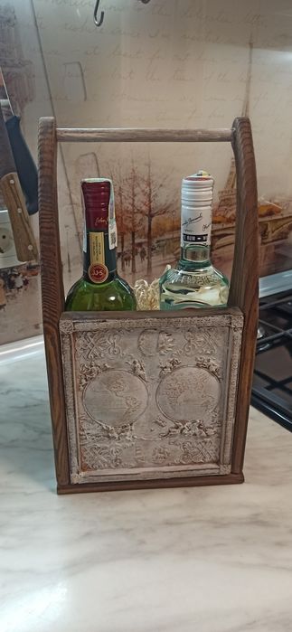 Деревянный декоративный ящик для вина