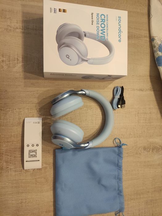 Auscultadores Bluetooth Soundcore Space one