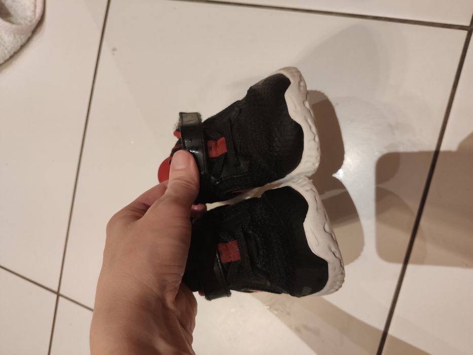 Buciki dla dzieci nike