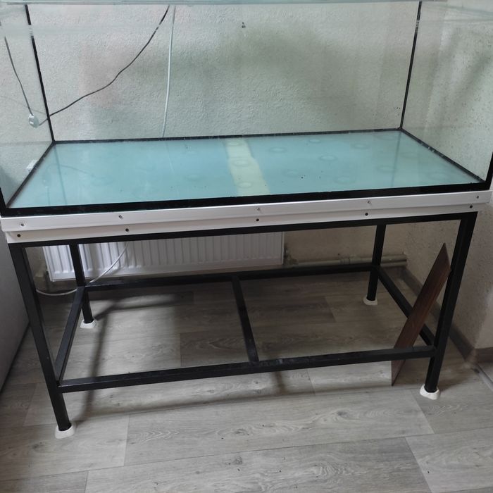 Продам аквариум на 450 литров