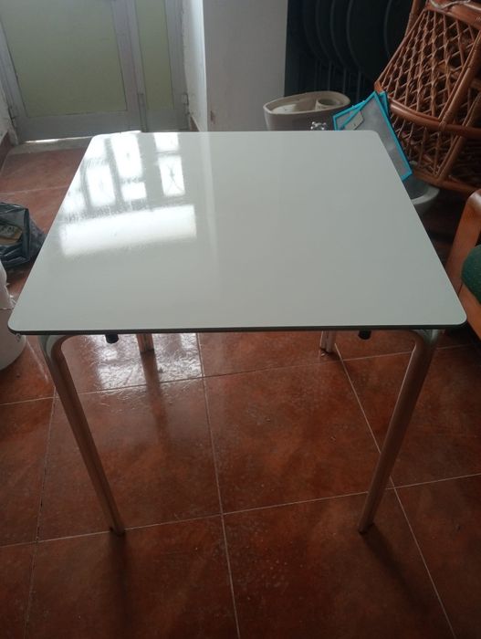 Used square table64584558965762122