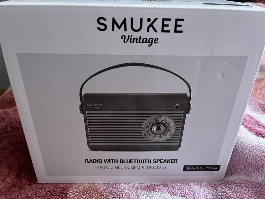 Radio smukee czarne vintage