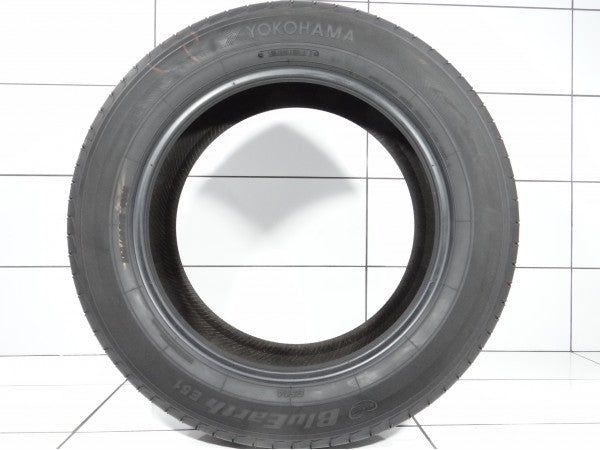 Yokohama Blearth E51 225/60R18 100 H [2021] Demo Opony Używane