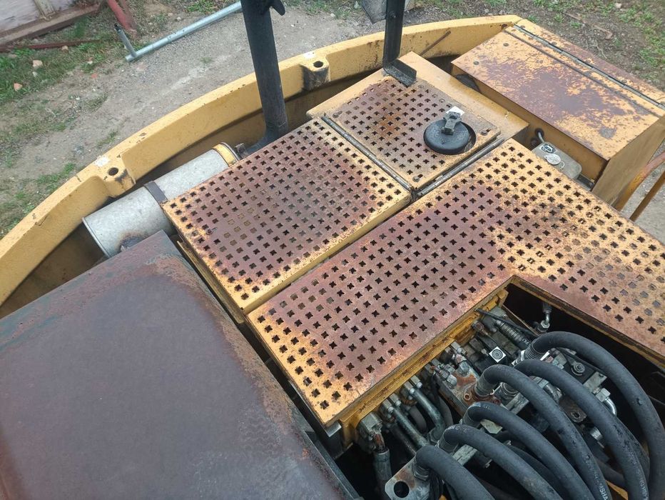 Екскаватор Caterpillar M312