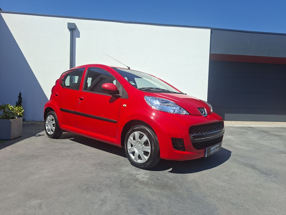 Peugeot 107 gasolina 120000kms