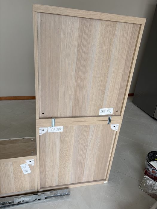 Armário Ikea Besta