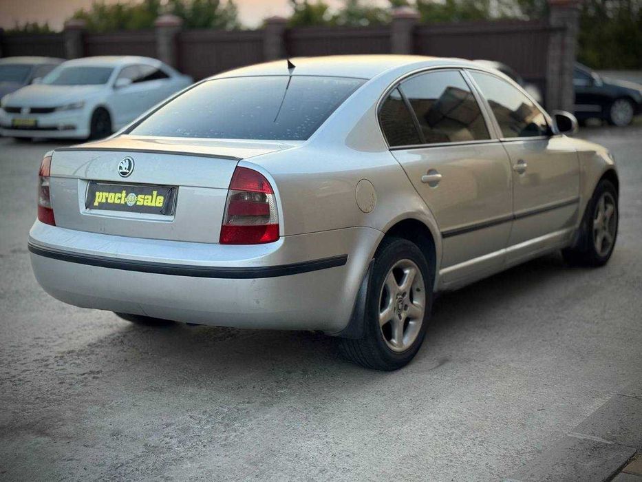 Skoda Superb 2006 1.8