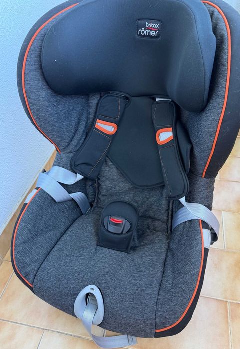 Cadeira Auto Britax Römer King II LS