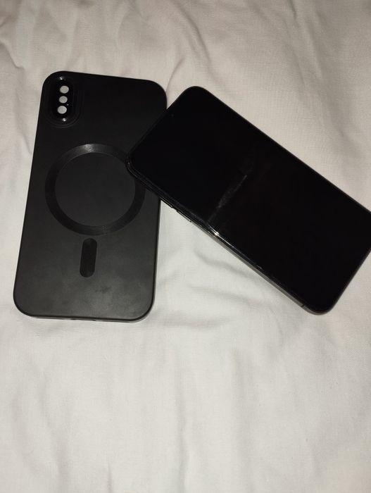 Продам айфон xs neverlock хорошем состоянии