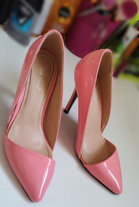 Outlet Różowe szpilki r. 37