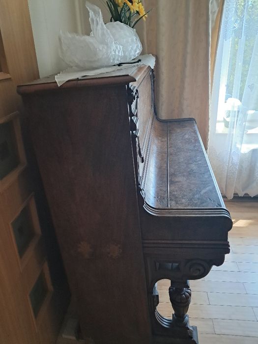 Pianino G. Schwechten (Berlin) - do renowacji