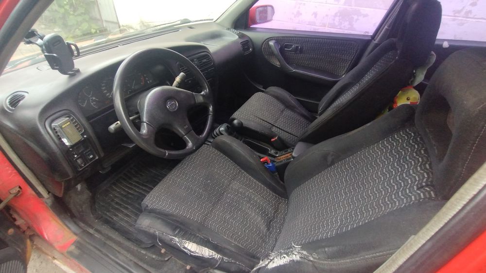 Nissan Primera p10