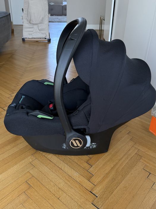 Fotelik samochodowy Avionaut Cosmo