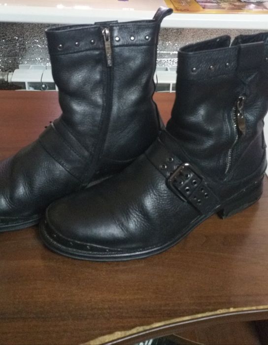 Продам чоловіче взуття!