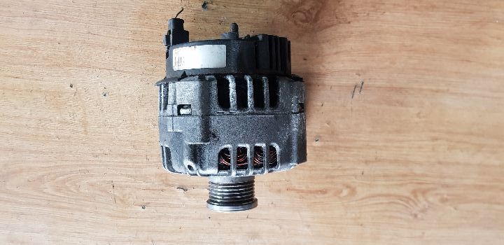 RENAULT SCENIC II LAGUNA II MEGANE II 1.9 DCI ALTERNATOR