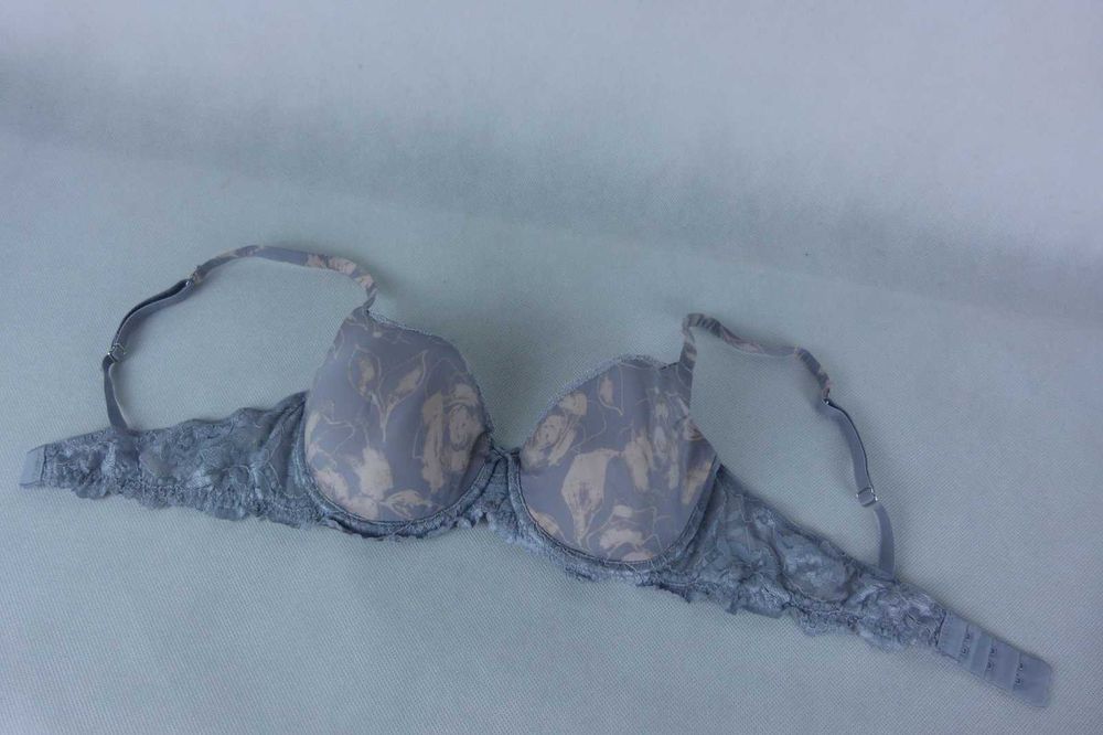 Marks & Spencer biustonosz / UK 34B