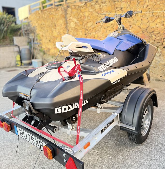 Seadoo Spark Trixx 3-up 90  9H  C/Extras