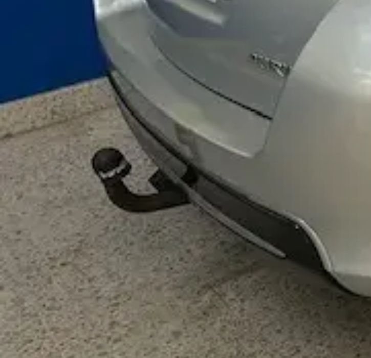 Vendo ficha de reboque e engate de reboque